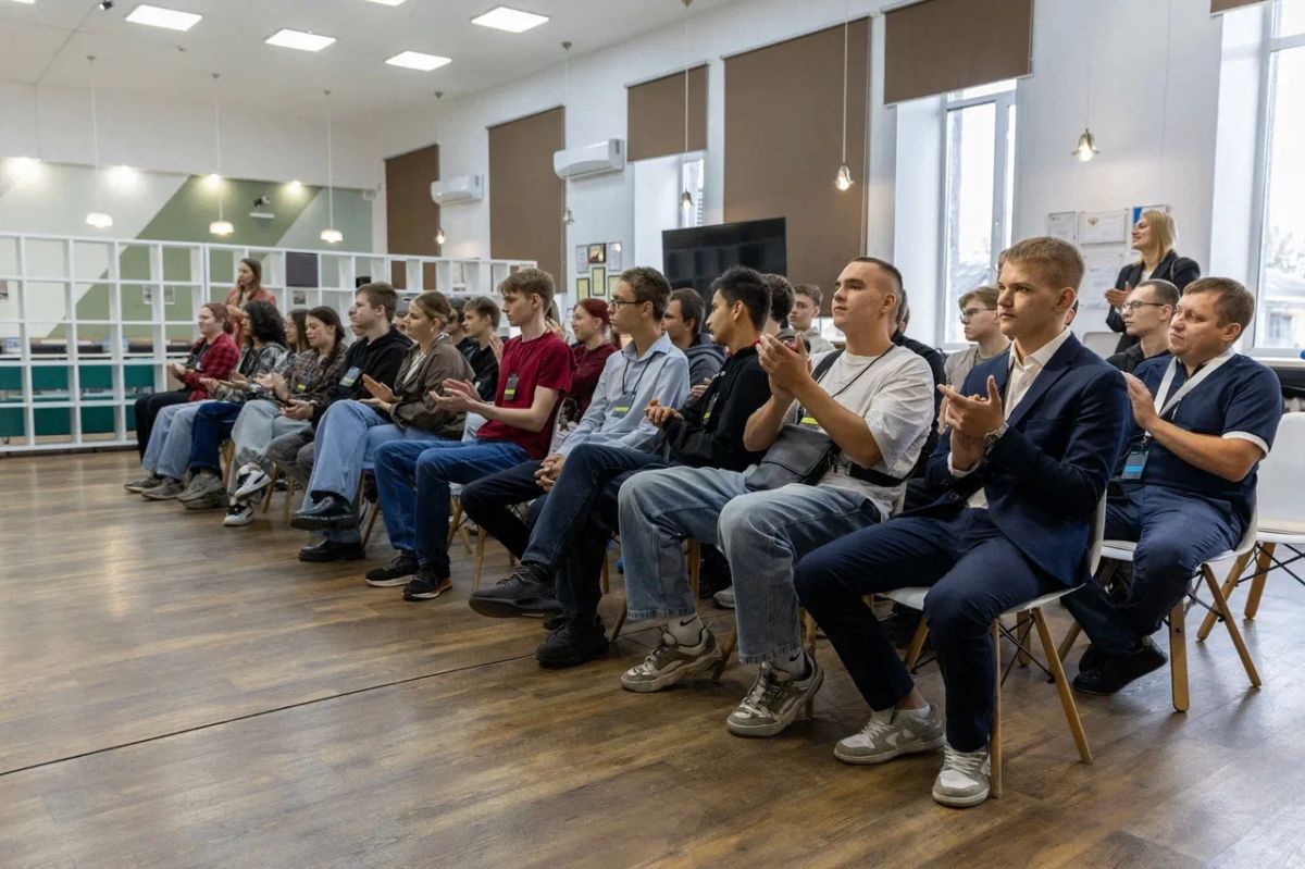 В Кузбассе стартовали региональные инженерные соревнования «Кибердрон» В Кузбассе стартовали региональные инженерные соревнования «Кибердрон»