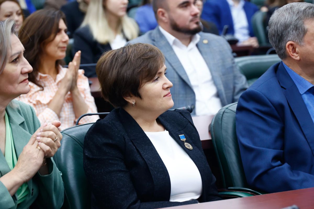 На этой неделе в Кузбассе проходили тематические мероприятия, посвященные Дню среднего профессионального образования (СПО): студенты, мастера производственного обучения, преподаватели и руководители техникумов и колледжей... На этой неделе в Кузбассе проходили тематические мероприятия, посвященные Дню среднего профессионального образования (СПО): студенты, мастера производственного обучения, преподаватели и руководители техникумов и колледжей...