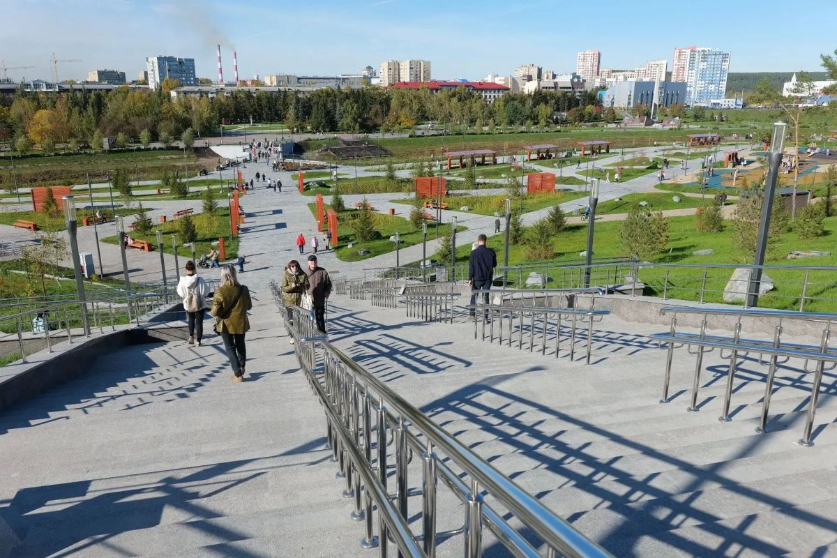 Парк у мемориального комплекса Александру Невскому открылся