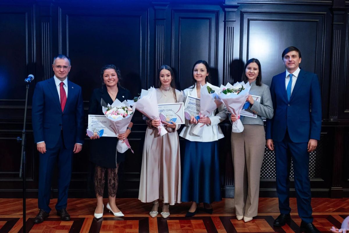 Кузбасские педагоги стали призёрами всероссийских профессиональных конкурсов Минпросвещения России Кузбасские педагоги стали призёрами всероссийских профессиональных конкурсов Минпросвещения России