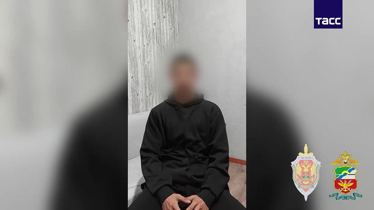 Двоих 15-летних подростков задержали за поджог релейного шкафа на перегоне ж/д станций Судженка — Анжерская в Кузбассе, сообщает управление на транспорте МВД по СФО