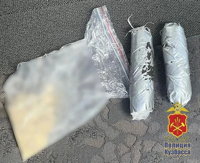 В Кузбассе пресекли попытку сбыта крупной партии наркотиков