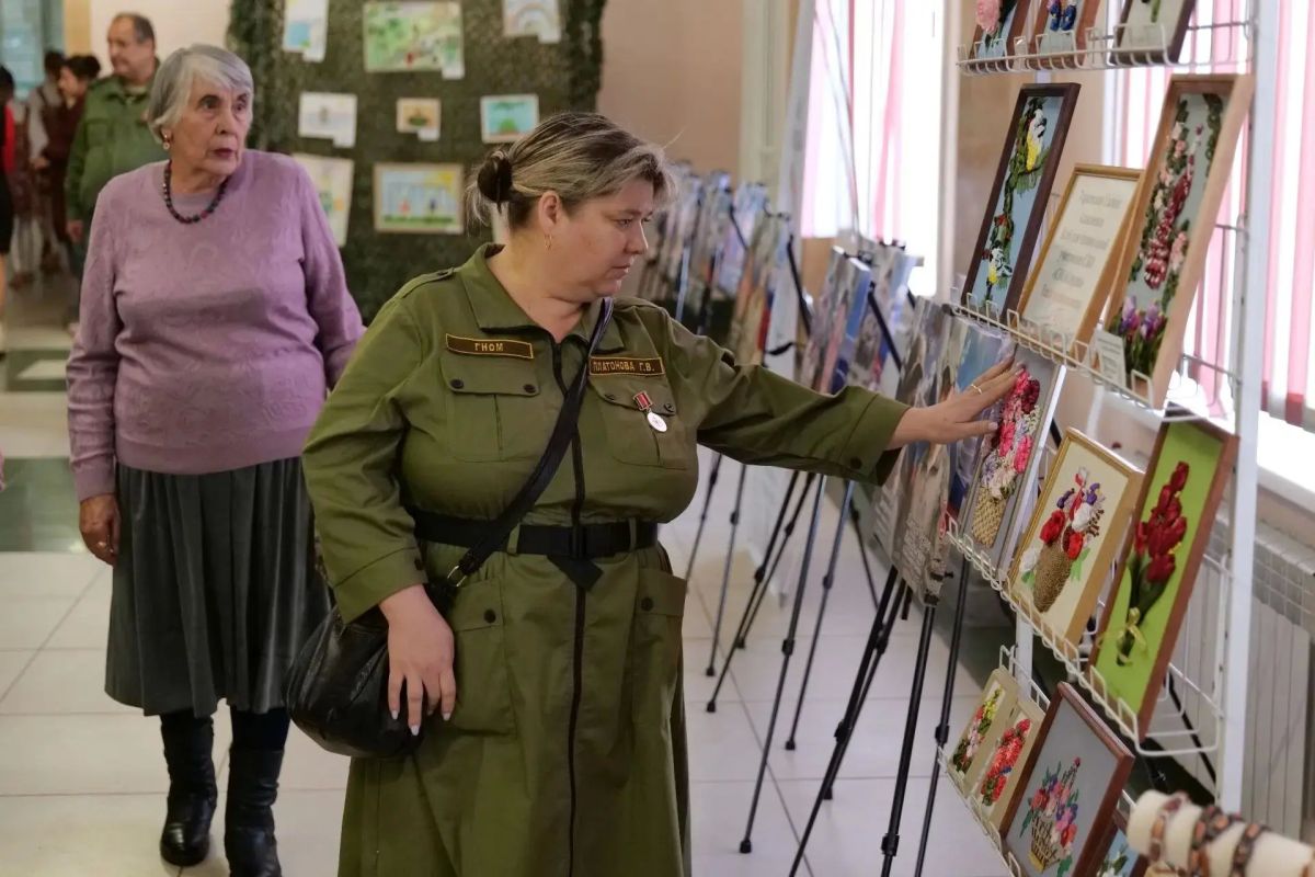 В ДК им. 50-летия Октября прошёл гала-концерт II фестиваля творчества членов семей участников СВО «Крепкая семья – сильная Россия» В ДК им. 50-летия Октября прошёл гала-концерт II фестиваля творчества членов семей участников СВО «Крепкая семья – сильная Россия»