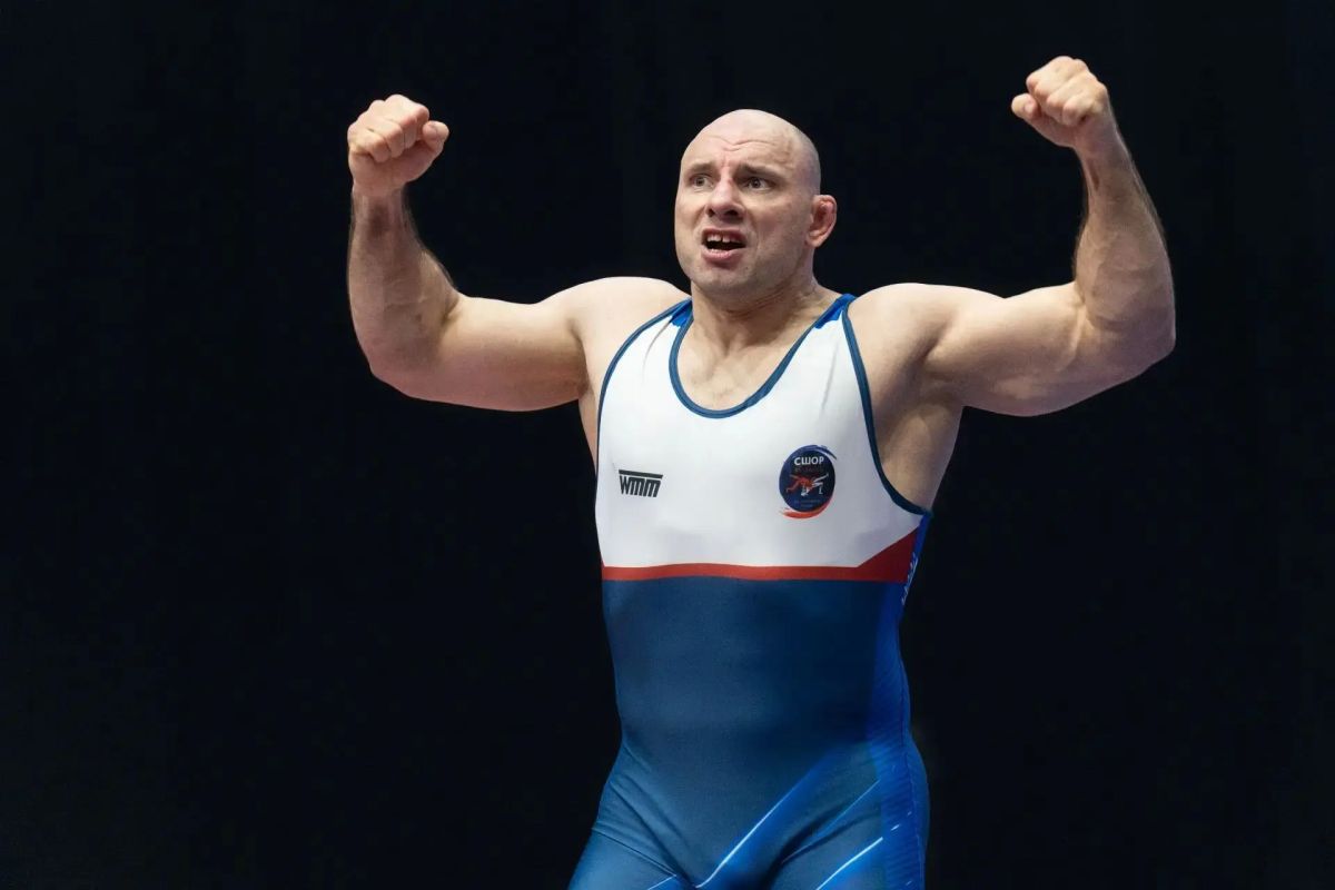 В Кемерове состоялся Чемпионат России по вольной борьбе В Кемерове состоялся Чемпионат России по вольной борьбе