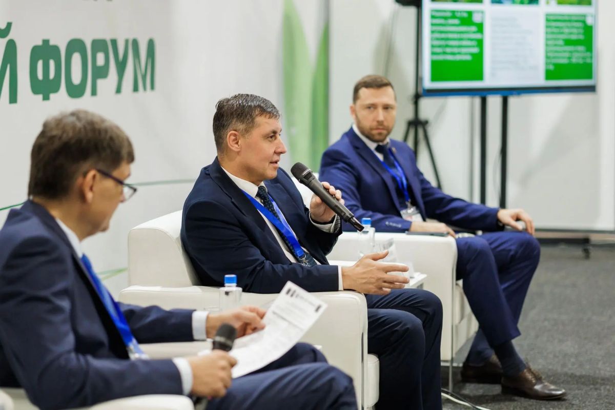 Сегодня на площадке Кузбасской ярмарки открылся IX Всероссийский индустриальный экологический форум: от технологий к устойчивому развитию Сегодня на площадке Кузбасской ярмарки открылся IX Всероссийский индустриальный экологический форум: от технологий к устойчивому развитию