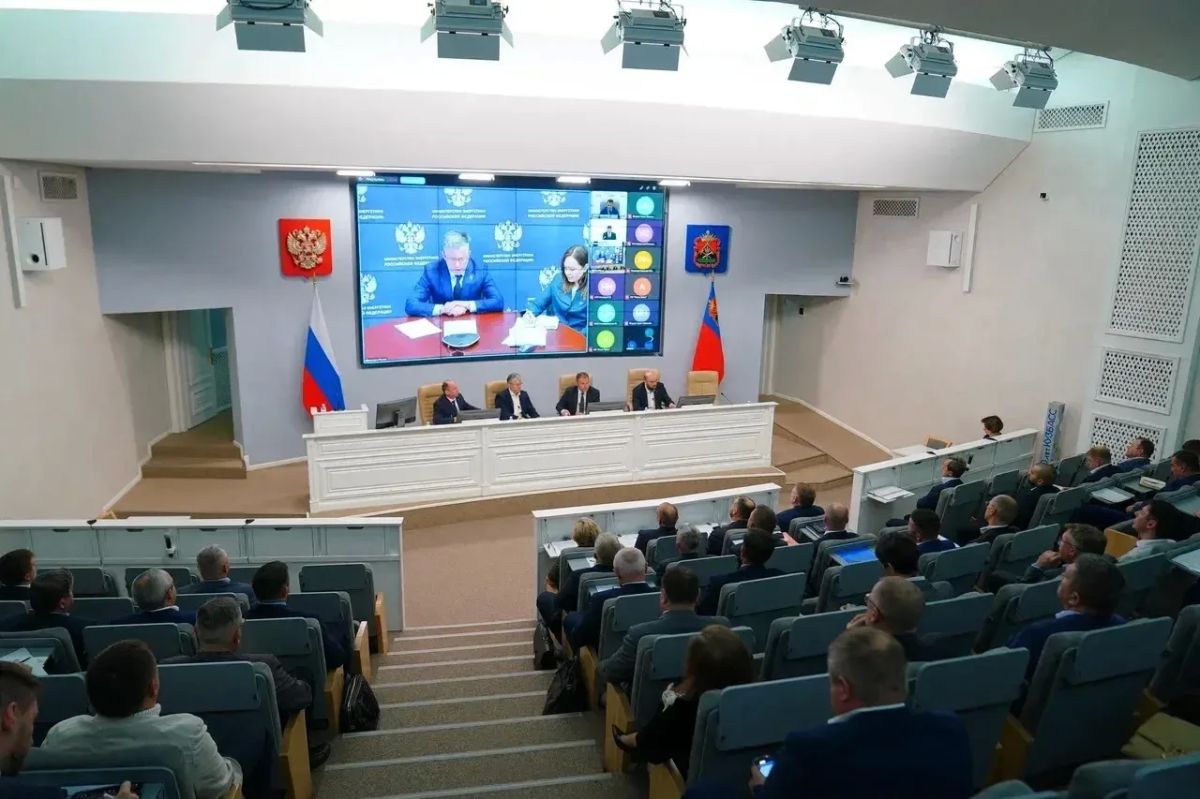 Илья Середюк: Работаем над увеличением лимитов гарантированной перевозки кузбасского угля на 2027 год Илья Середюк: Работаем над увеличением лимитов гарантированной перевозки кузбасского угля на 2027 год