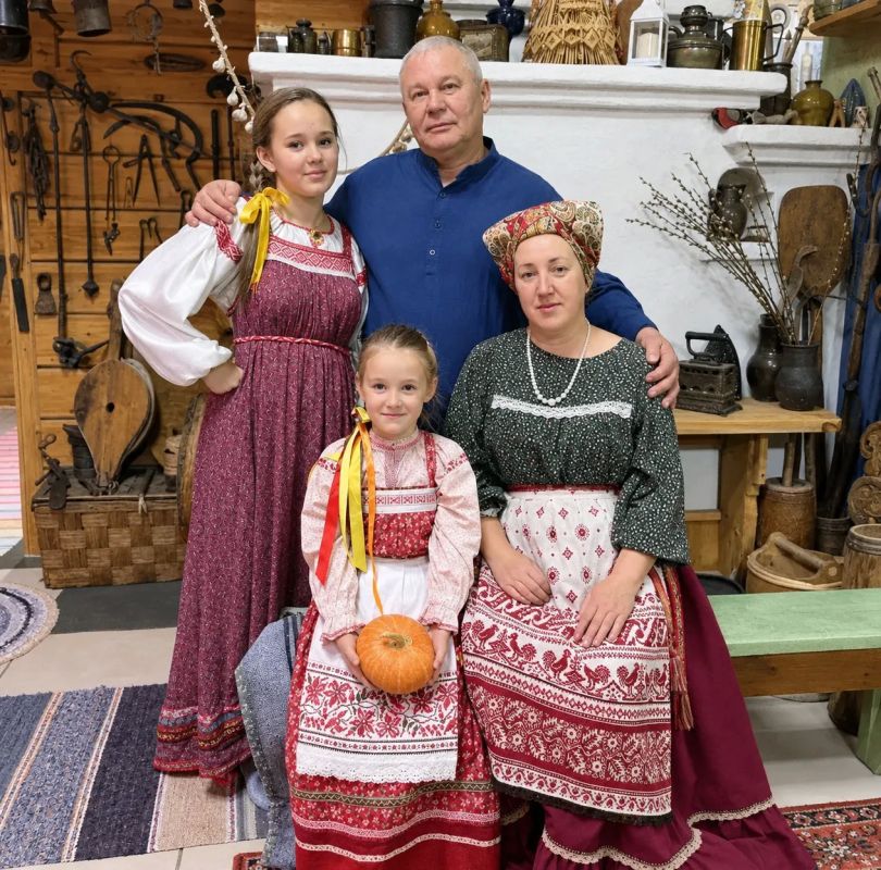 Илья Середюк: Семья Михайловых из Кузбасса стала победителем всероссийского конкурса «Семья года — 2026»