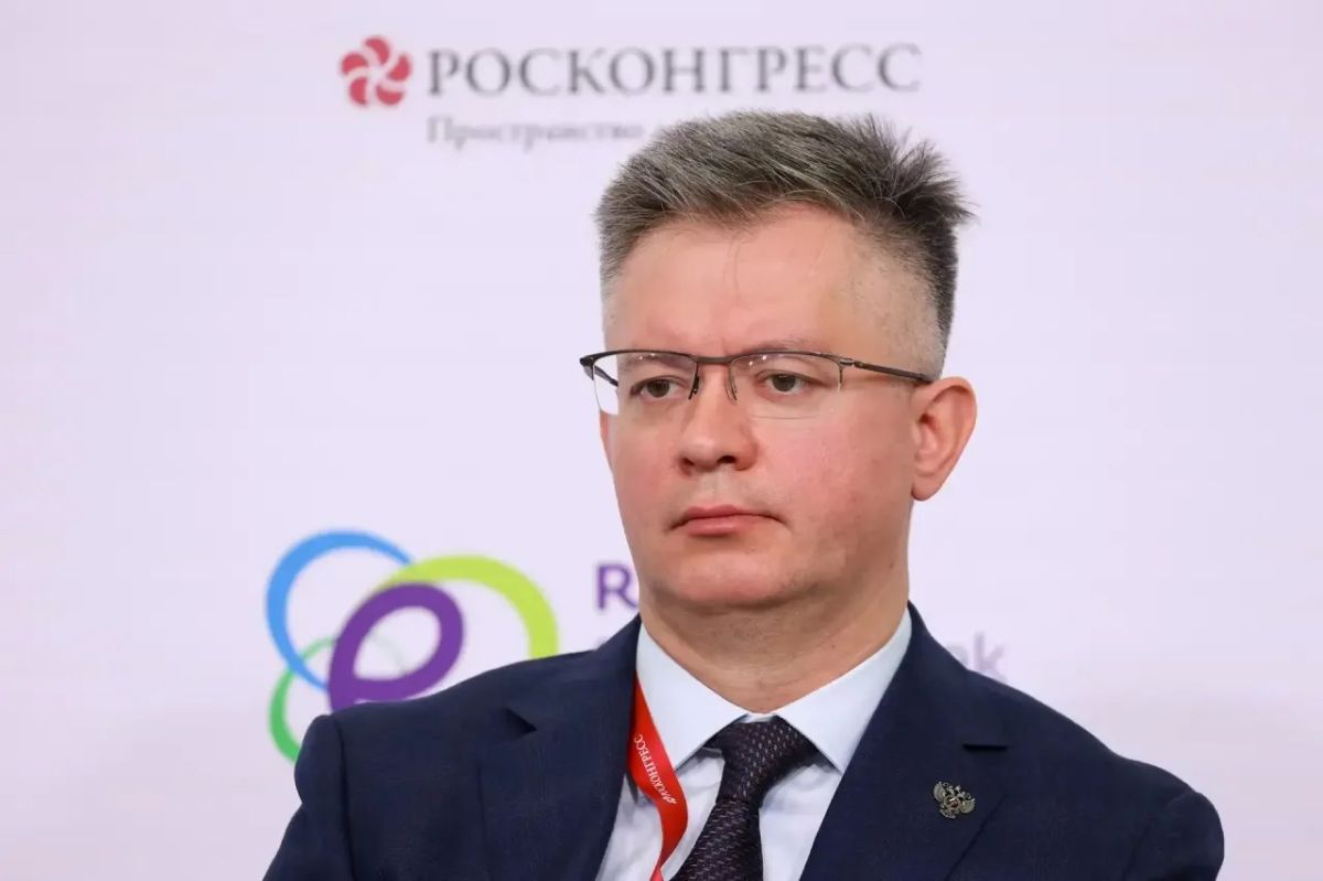 Дмитрий Исламов: угольная отрасль повышает свою эффективность несмотря на трудности Дмитрий Исламов: угольная отрасль повышает свою эффективность несмотря на трудности
