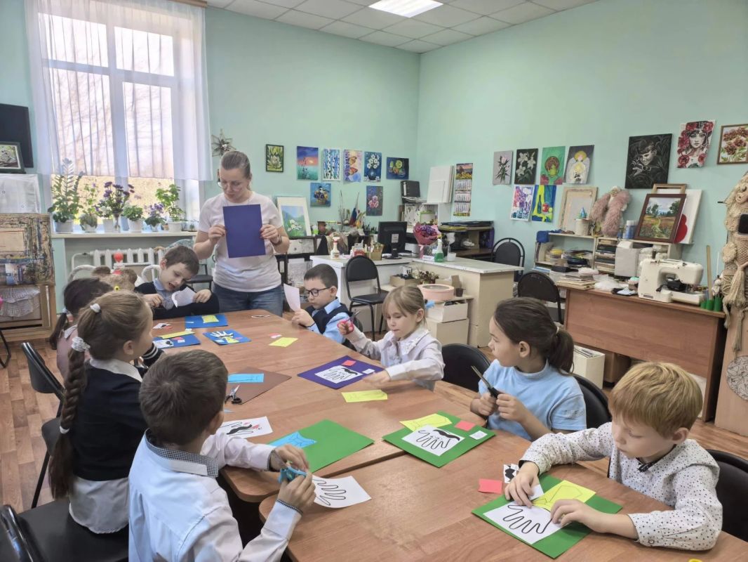 В Кемерове отмечают День отца: литература, творчество и важные разговоры В Кемерове отмечают День отца: литература, творчество и важные разговоры