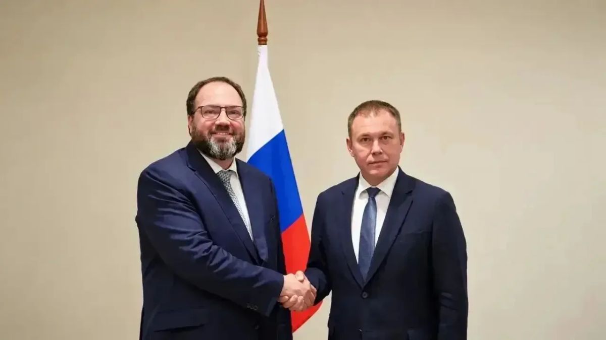 Илья Середюк: С главой Минцифры России Максутом Шадаевым обсудили развитие инновационных цифровых проектов на территории Кузбасса